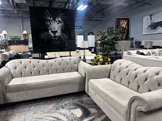 Stunning velvet sofa set! $1199 🏠🩶🔥 Last one!