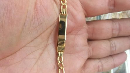 14k Gold bracelet 8 inch 6 grams