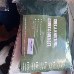 Velvet Green Duvet Cover 