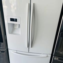 Samsung french door refrigerator 