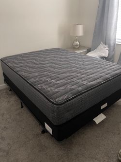 I REALLY NEED TO SELL EVERYTHING! BRAND NEW MATTRESSES QUEEN 