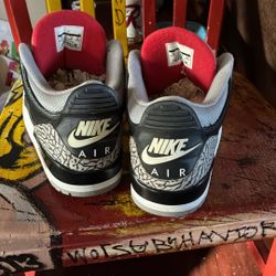 air jordan black cement 3 