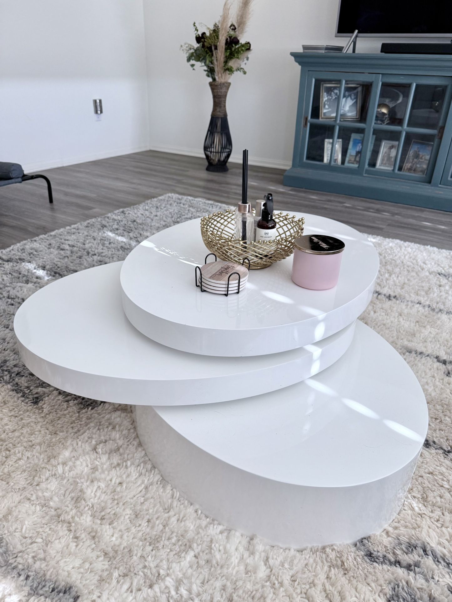Rotating White Coffee Table