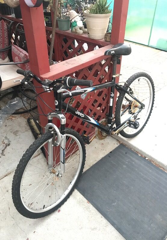 Jeep renegade mountain bike for Sale in Whittier CA OfferUp