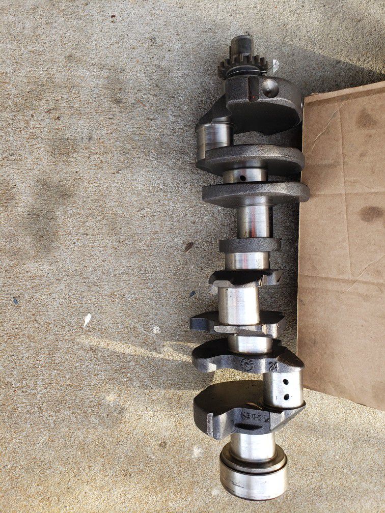 Chevy 350 Crank Shaft And Rods 
