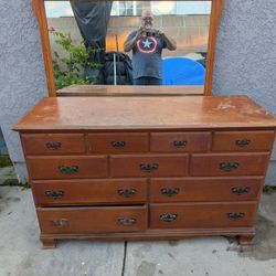 Free Vintage Dresser Mirror 