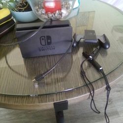 Nintendo Switch Box And Remote Attachment 