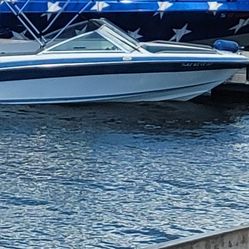 1989 Invader Boat