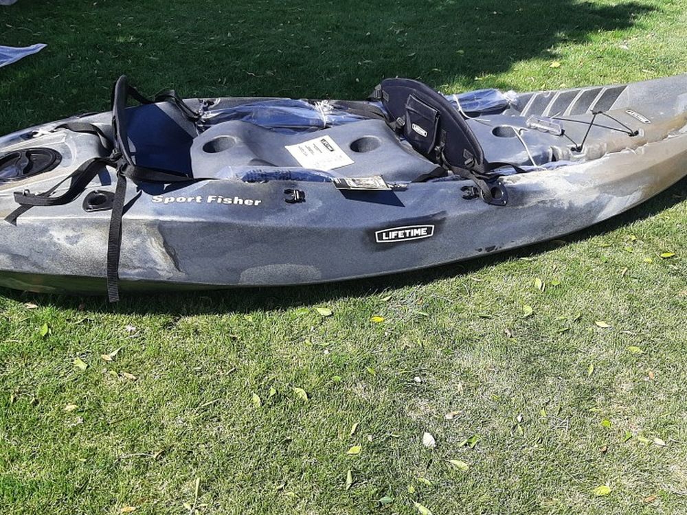 Lifetime Sport Fisher Manta Kayak - Tandem, or triple seat, Also a Great single person