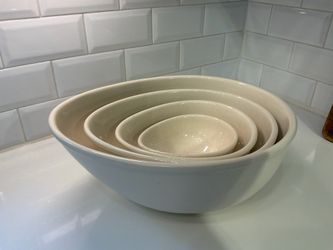 Noble Excellence 4-Piece Nesting Serving Bowl Set – Ivory Ceramic Mixing & Serving Bowls