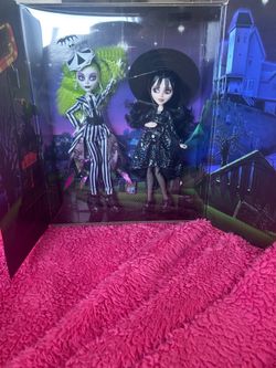 Monster high beetle juice skullecter dolls