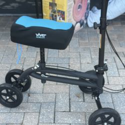 Knee Scooter With Memory Foam Cover