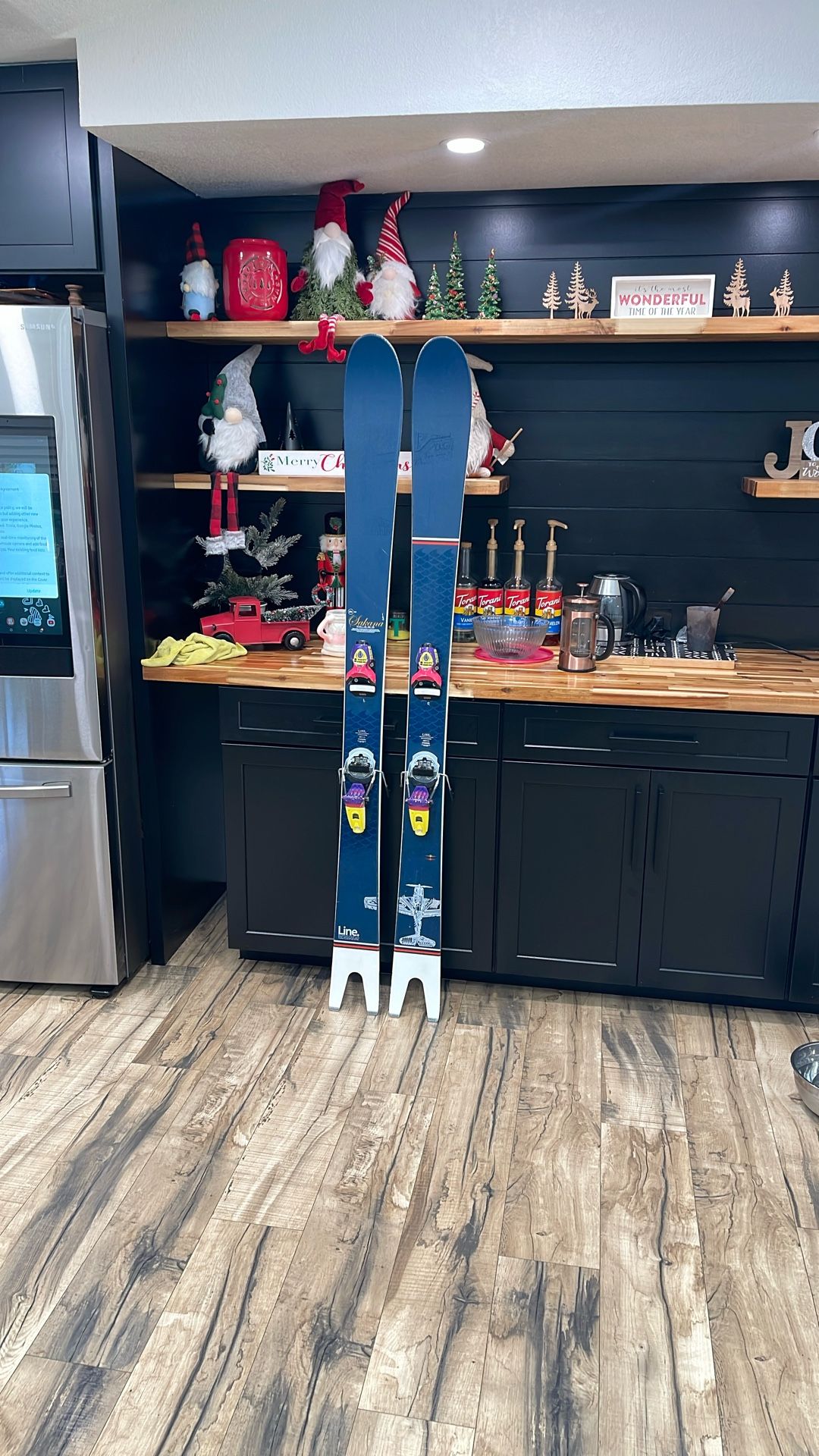 Line Sakana 174 (no Bindings)