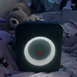 JBL speaker 