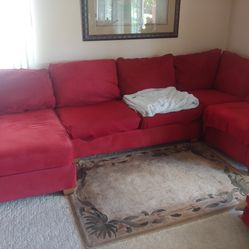 Red Corner Couch With Chase