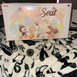 Have A Seat Labubu Sealed Set