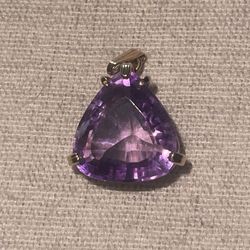 14K Amethyst Trillion Cut Pendant 