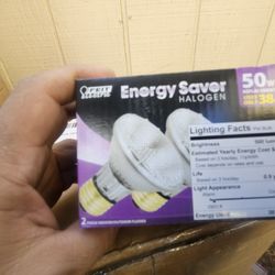  light bulbs Halogen  50 W 