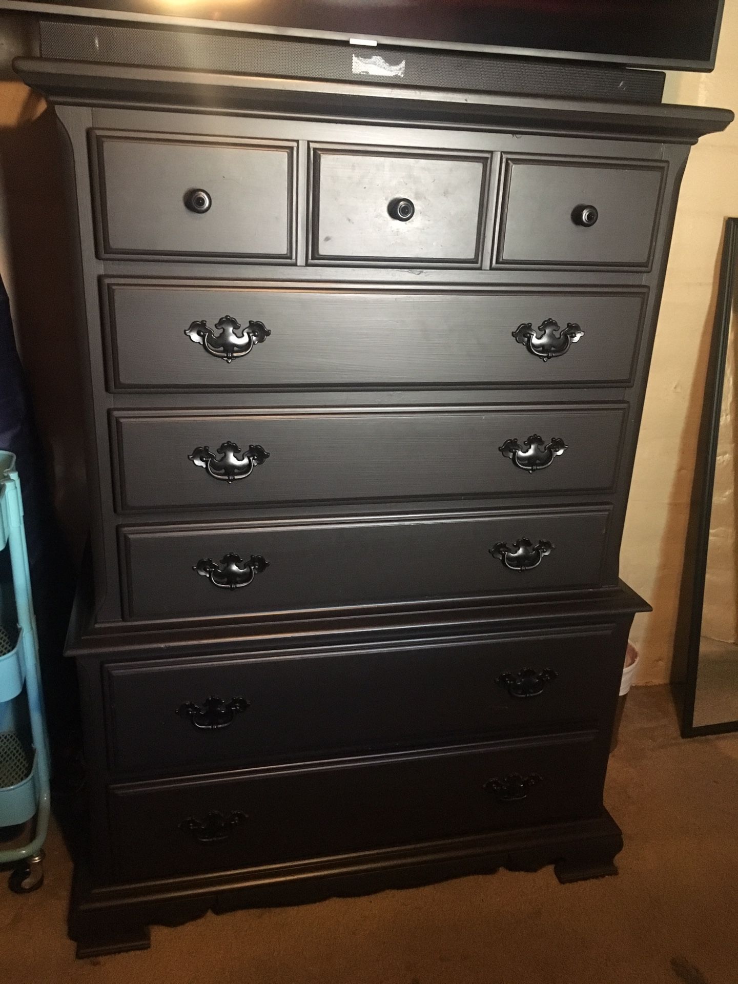 Dresser with 6 drawers black