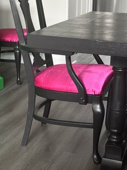 MOVING LAST DAY PICK UP SUNDAY Set of 5 chairs