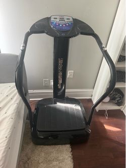 Whole body vibration platform