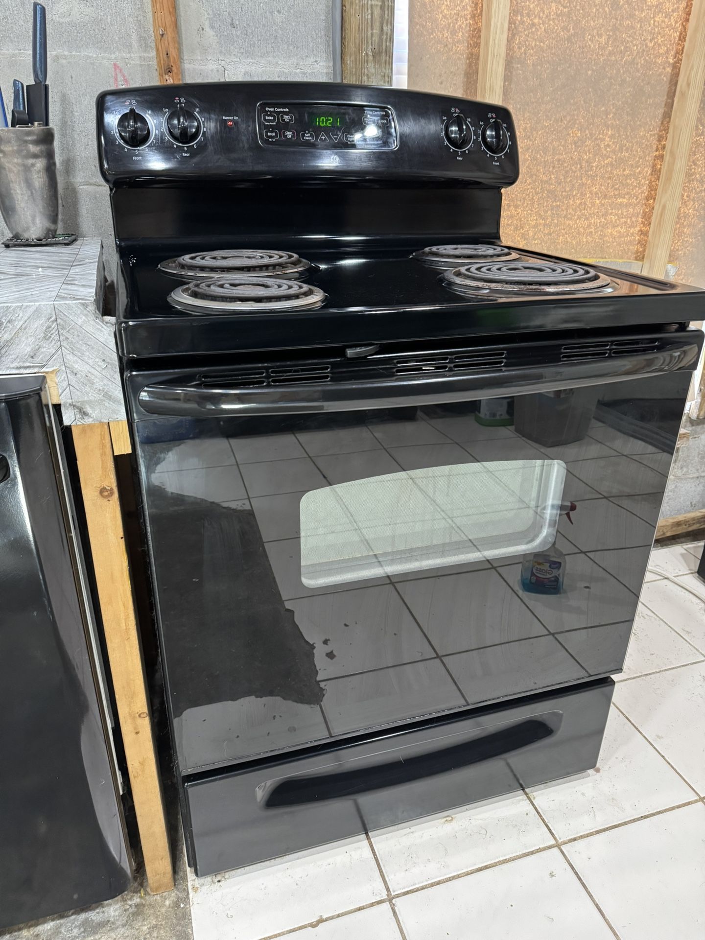 GE Coil Black Stove/oven