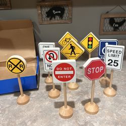 Lakeshore Play Traffic Signs