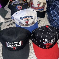 Men’s Chicago Bulls Hats Vintage Bundle 