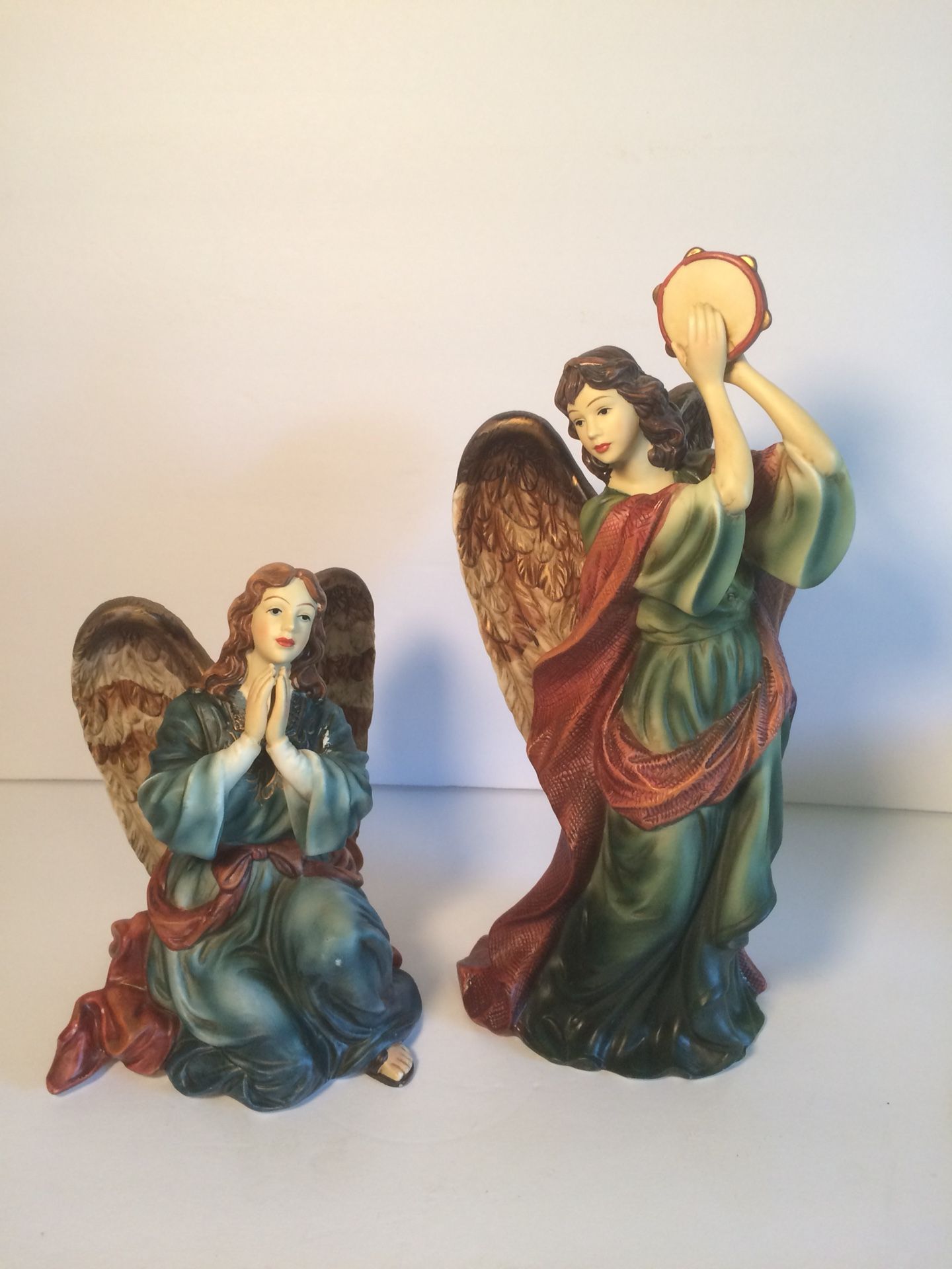 O’WELL Porcelain Angels Figurines (Set of Two)