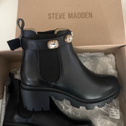 Steve Madden booties