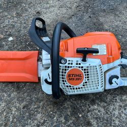 STIHL CHAINSAW 