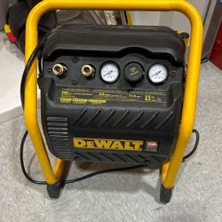 DeWalt WALT Air Compressor 