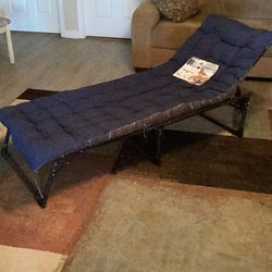 Folding Camping Cot/Folding Chaise Lounge Chair