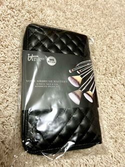 It Brushes/ makeup brushes New