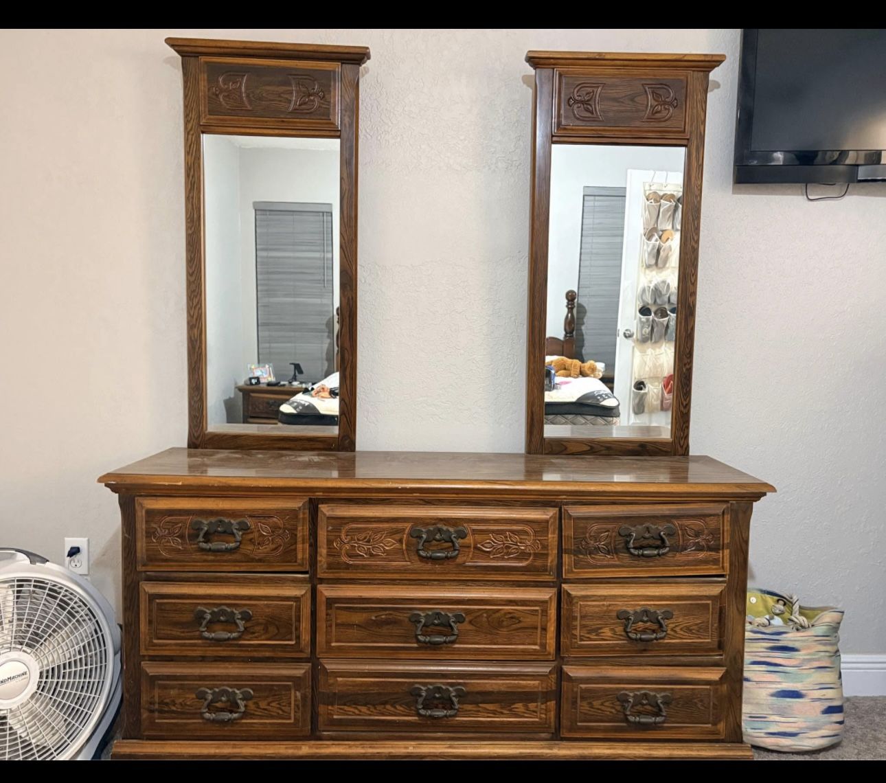 Dresser With Mirrors 