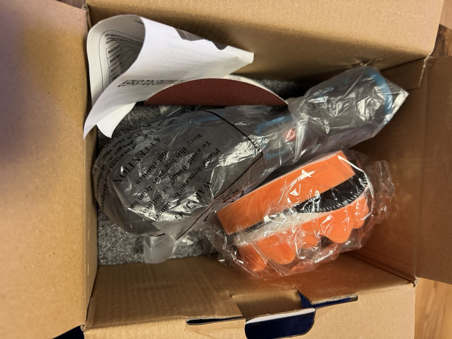 Battery-Powered Polishing and Sanding Machine (Set)