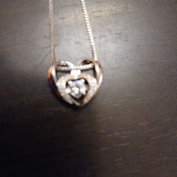 White Gold Necklace And Heart Pendant 