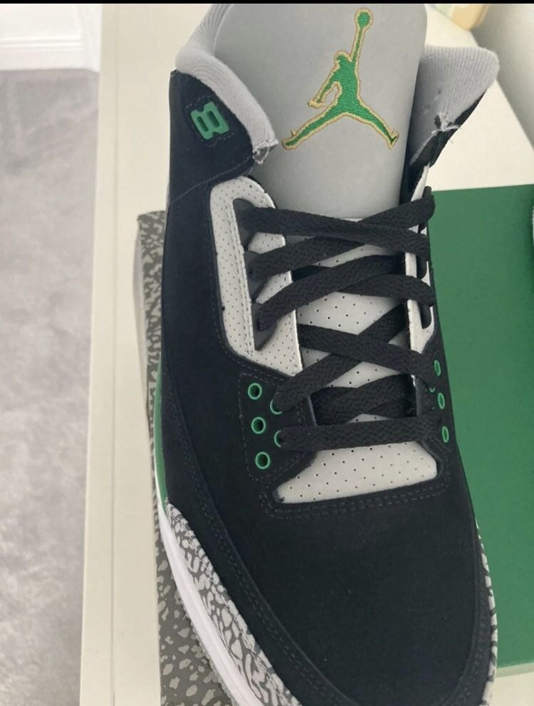 Air Jordan 3 Pine Green 