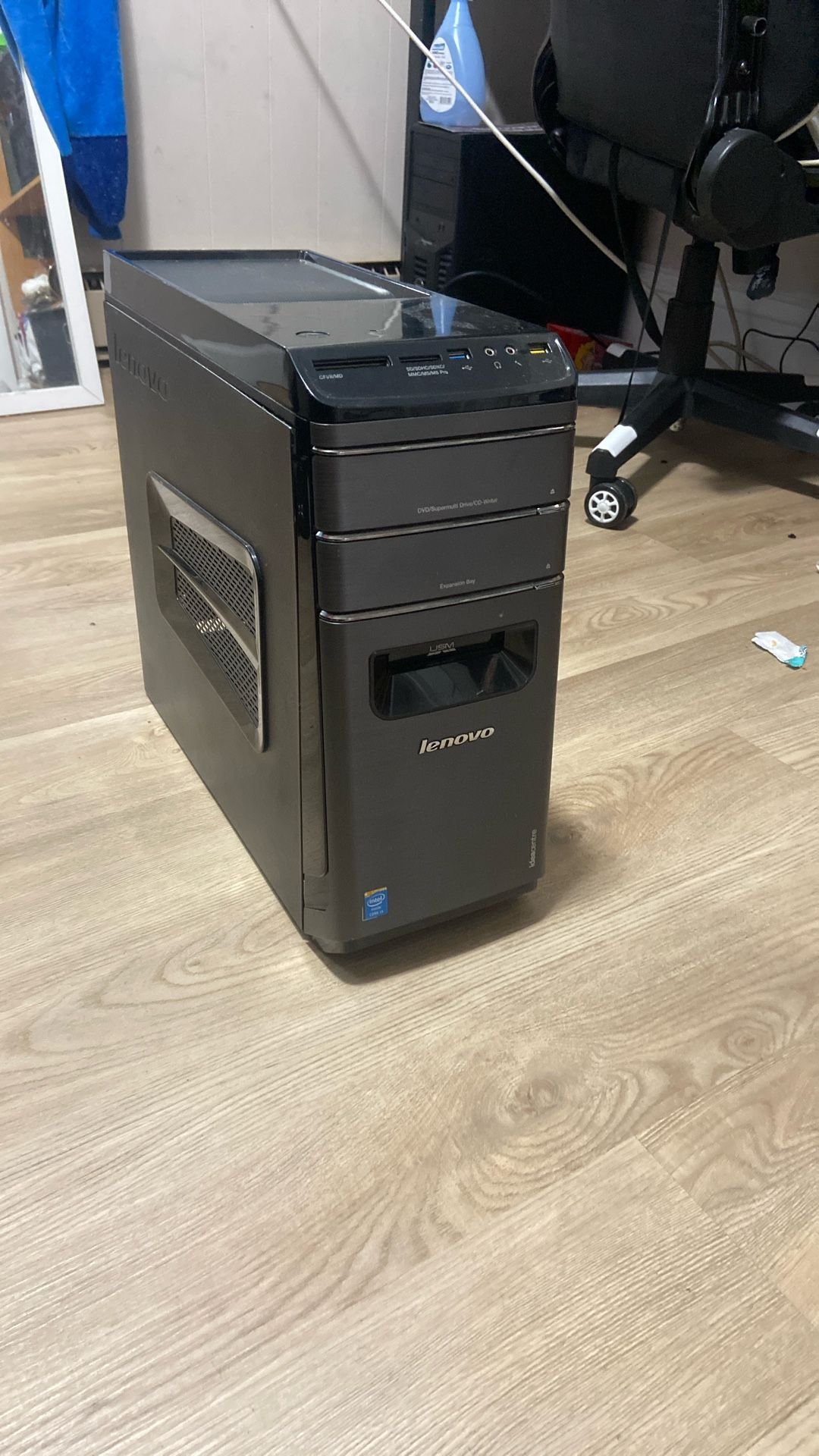 Lenovo computer ( Excepting trades )
