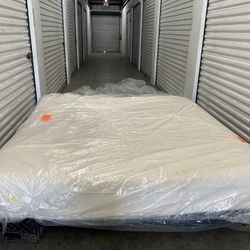 King Tempur-Pedic Mattress