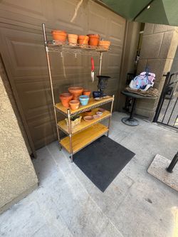 Plant stand with pots