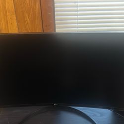 23 Inch Monitor Good Condition Computer Desk Good Condition Around 25 Dvds Blu-Ray