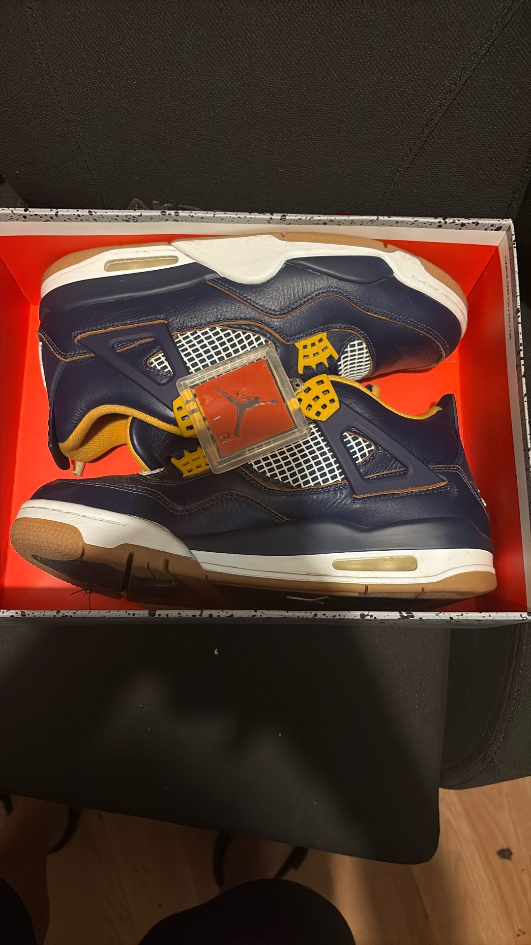 Jordan 4 Retro “Dunk From Above”