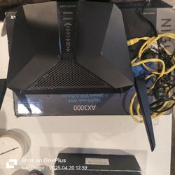 Nighthawk AX4  4-stream wi Fi 6 Router