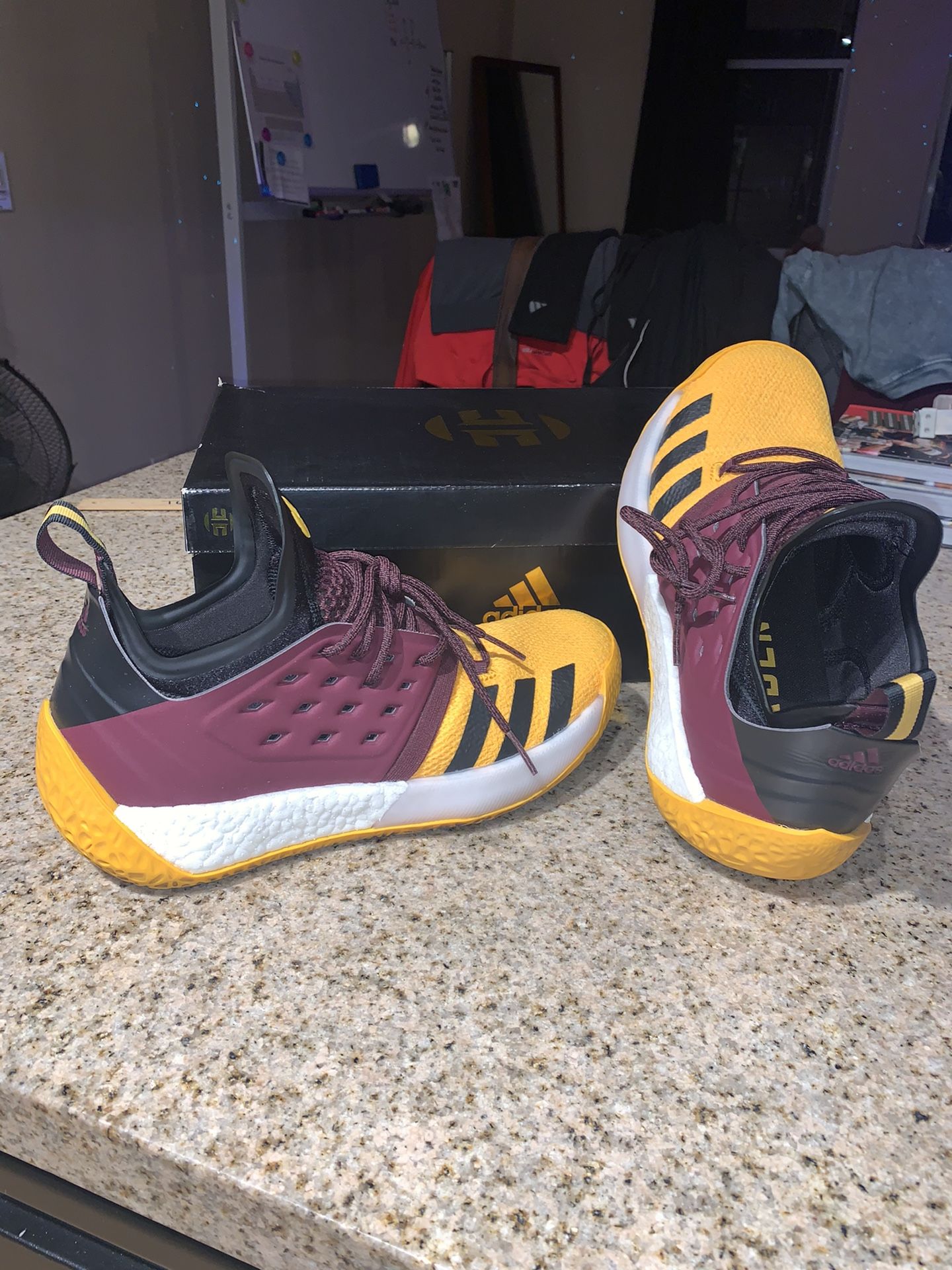 adidas Harden Vol. 2 Arizona State University Sz. 9.5M