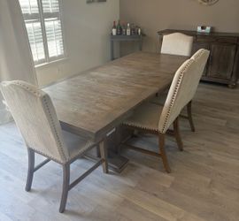 Dining set
