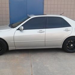 2002 Lexus IS 300
