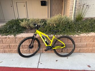 LADIES FUJI E-TRAVERSE 1.3 ST ELECTRIC BIKE