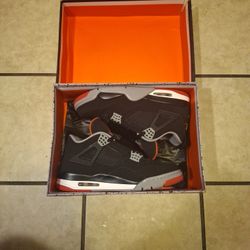 Jordan 4 Bred