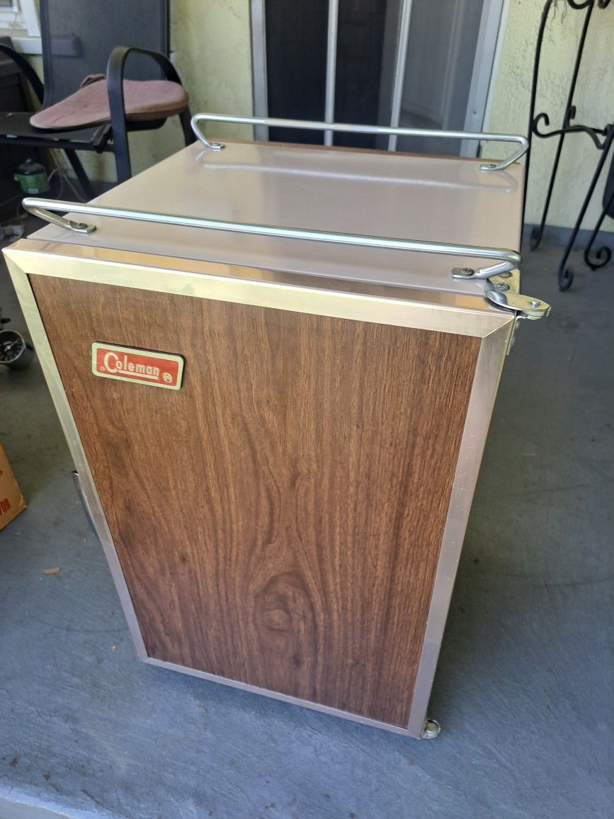 Vintage Coleman Cooler